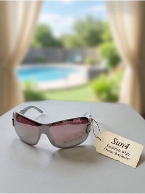 Sun4, SouthPole White Frame One Pair Sunglasses with Pink Lenses